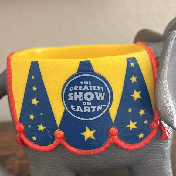 Ringling Bros. Circus Elephant Cup - Picture 6 of 11